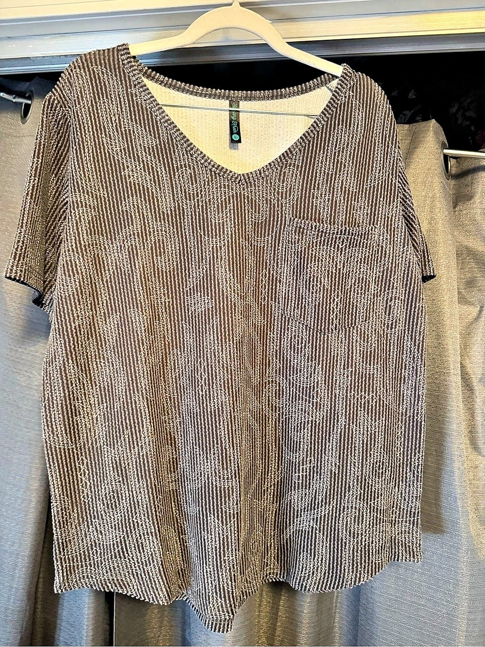 Sterling Kreek Abstract Short Sleeve Top